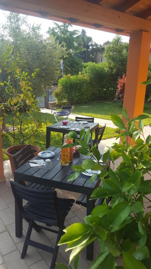 Giulietta E Romeo Bed & Breakfast Peschiera del Garda Ngoại thất bức ảnh