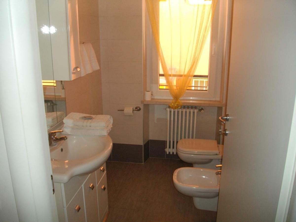 Giulietta E Romeo Bed & Breakfast Peschiera del Garda Ngoại thất bức ảnh