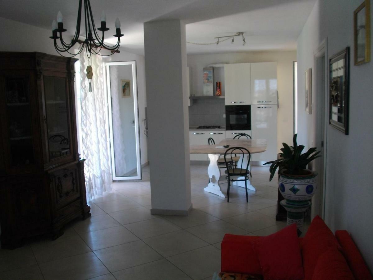Giulietta E Romeo Bed & Breakfast Peschiera del Garda Ngoại thất bức ảnh