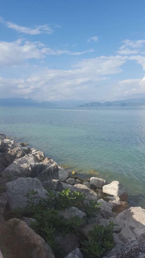Giulietta E Romeo Bed & Breakfast Peschiera del Garda Ngoại thất bức ảnh