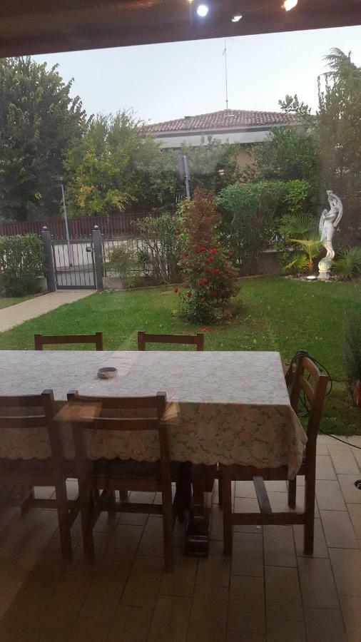 Giulietta E Romeo Bed & Breakfast Peschiera del Garda Ngoại thất bức ảnh